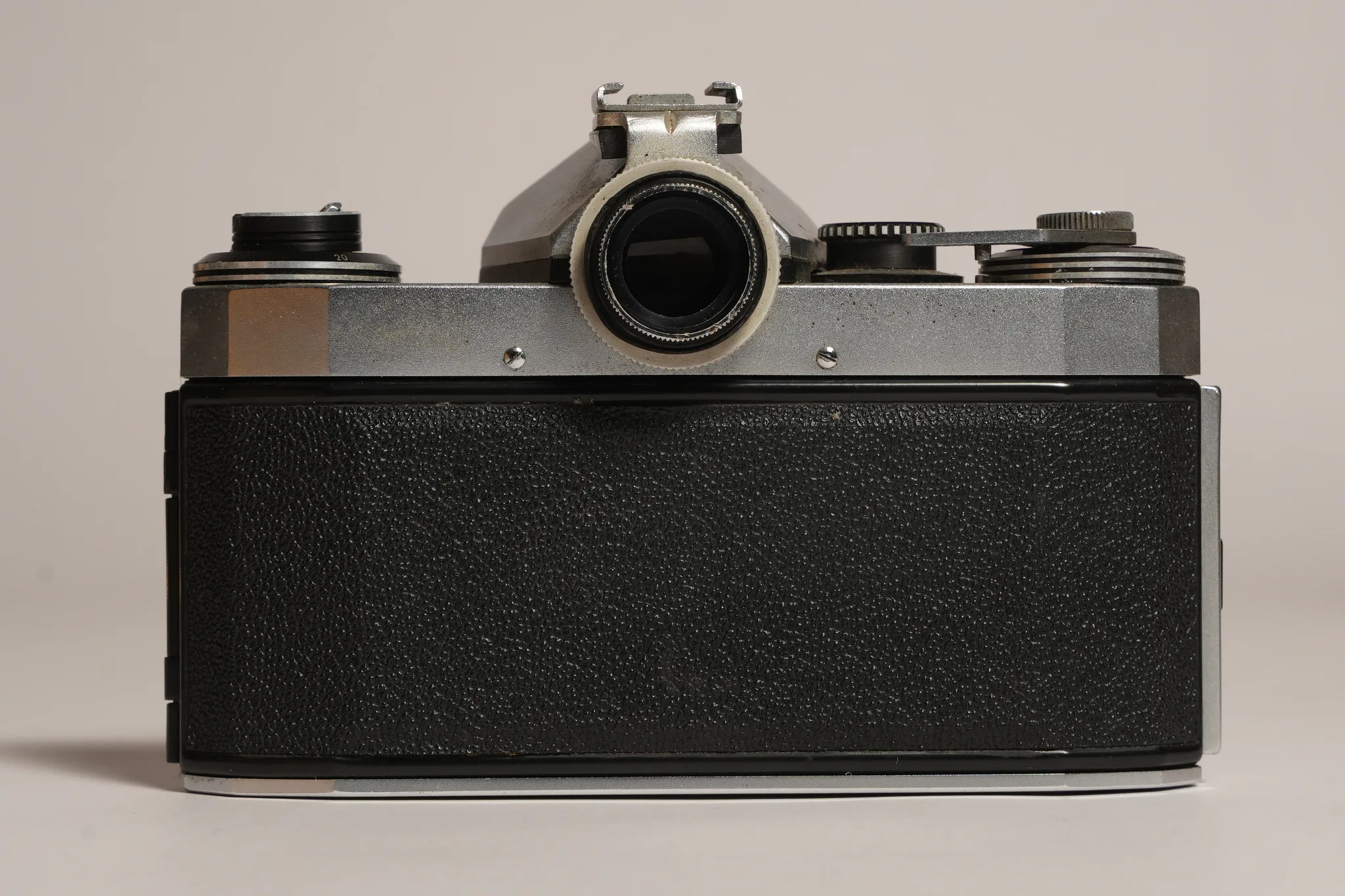 Praktica Super TL 35mm SLR Camera with Industar-50-2 Lens — photograph 3