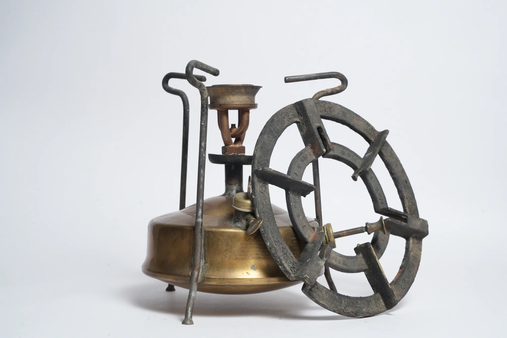 Primax No. 1 Brass Kerosene Pressure Stove — photograph 2
