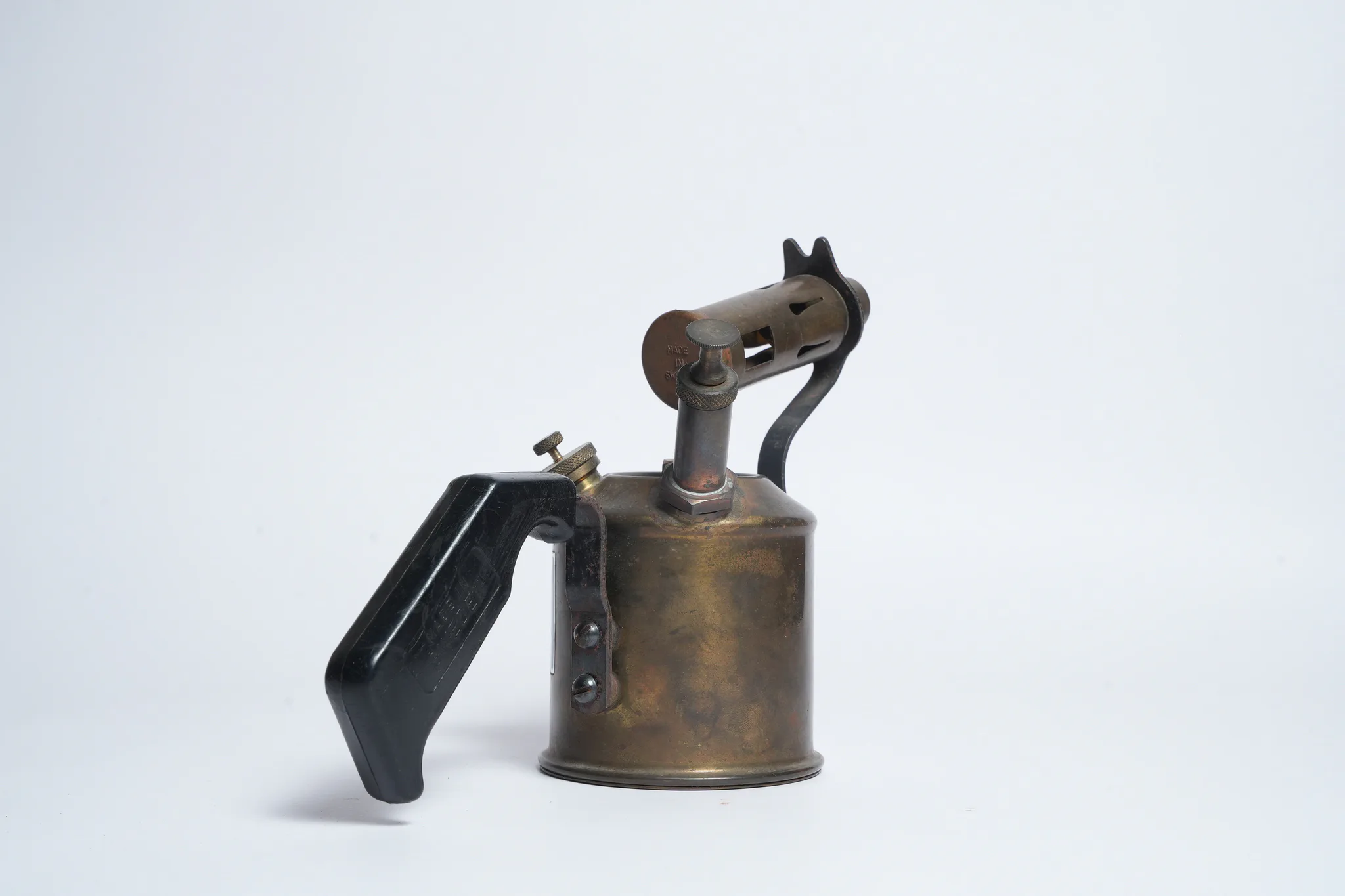 Primus 630 N Brass Kerosene Blowtorch — photograph 4