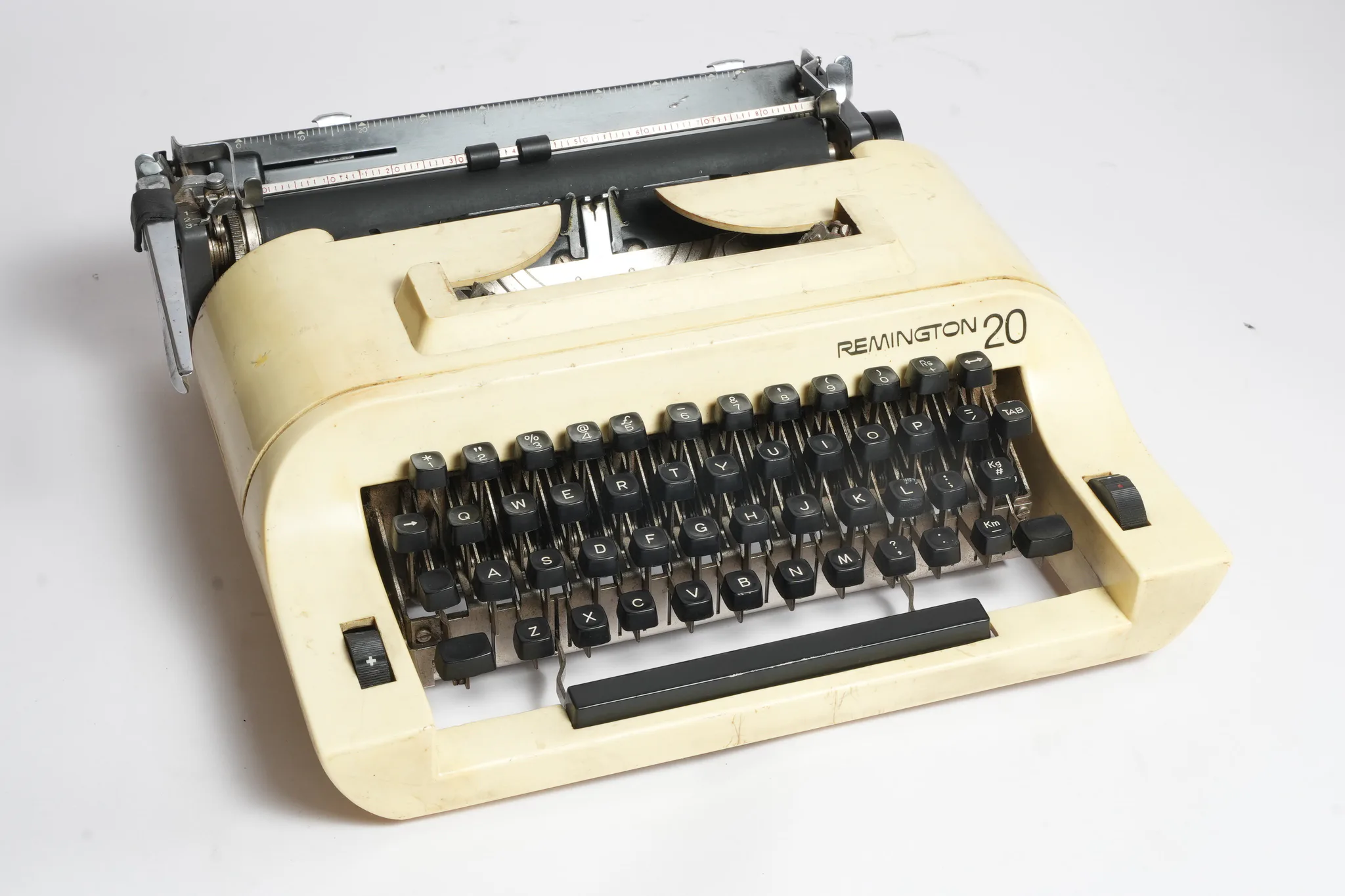 Remington 20 Portable Manual Typewriter — photograph 6