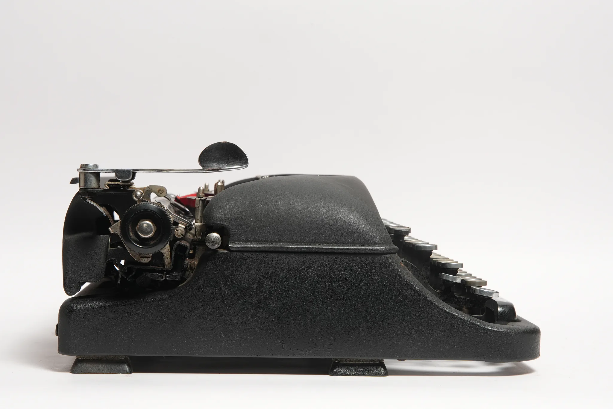 Remington Rand De Luxe Model 5 Portable Typewriter — photograph