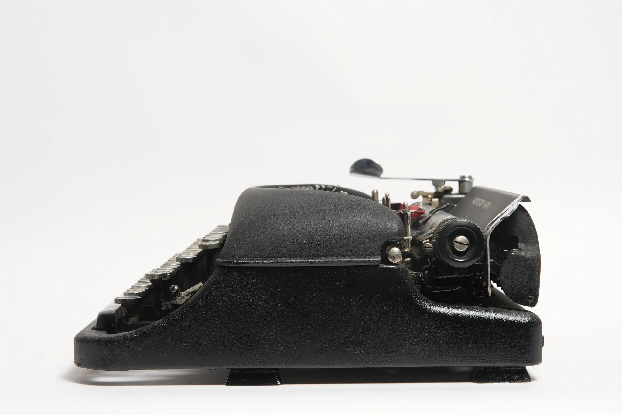 Remington Rand De Luxe Model 5 Portable Typewriter — photograph