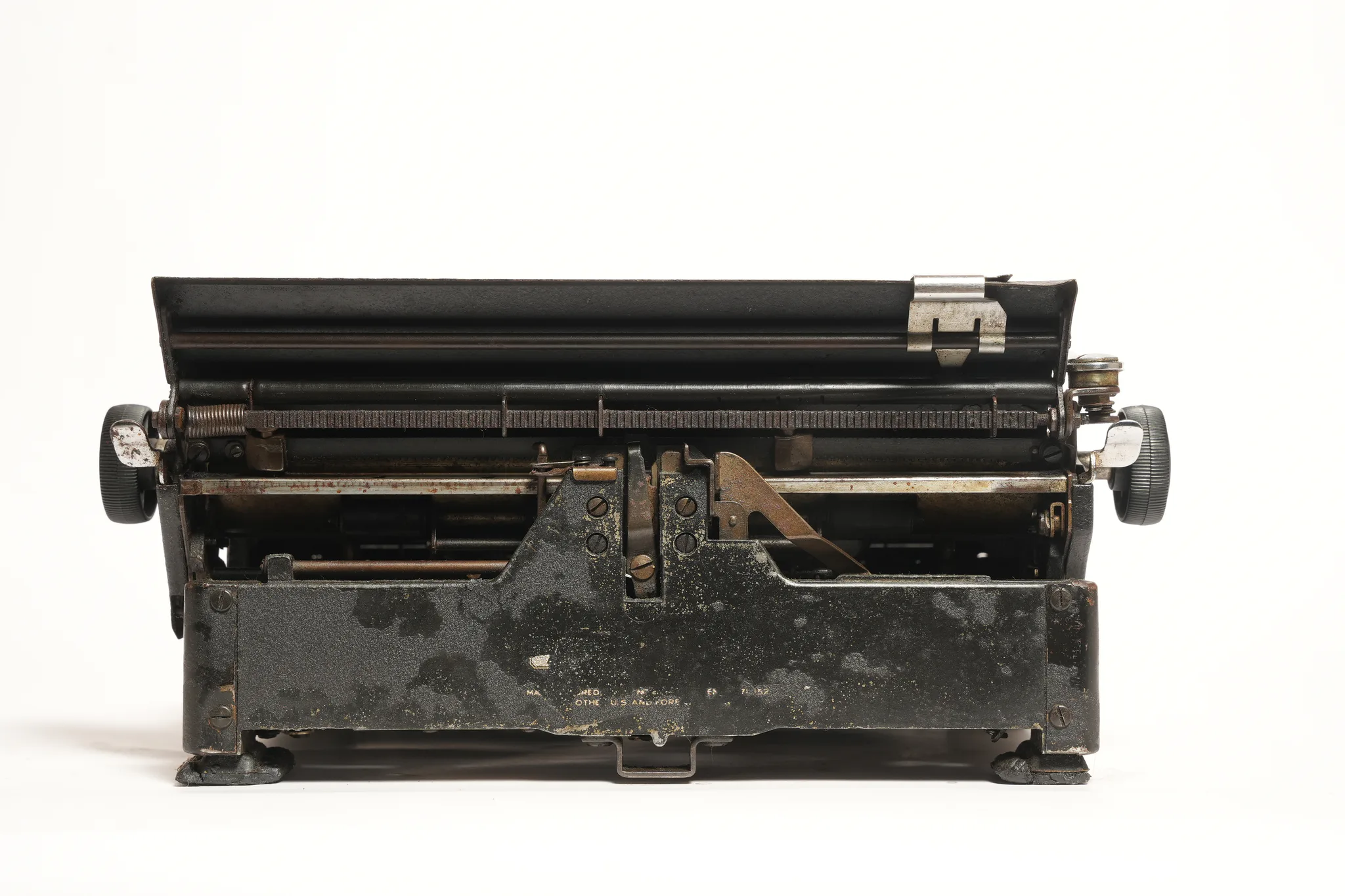 Remington Rand Noiseless Portable Typewriter — photograph 1