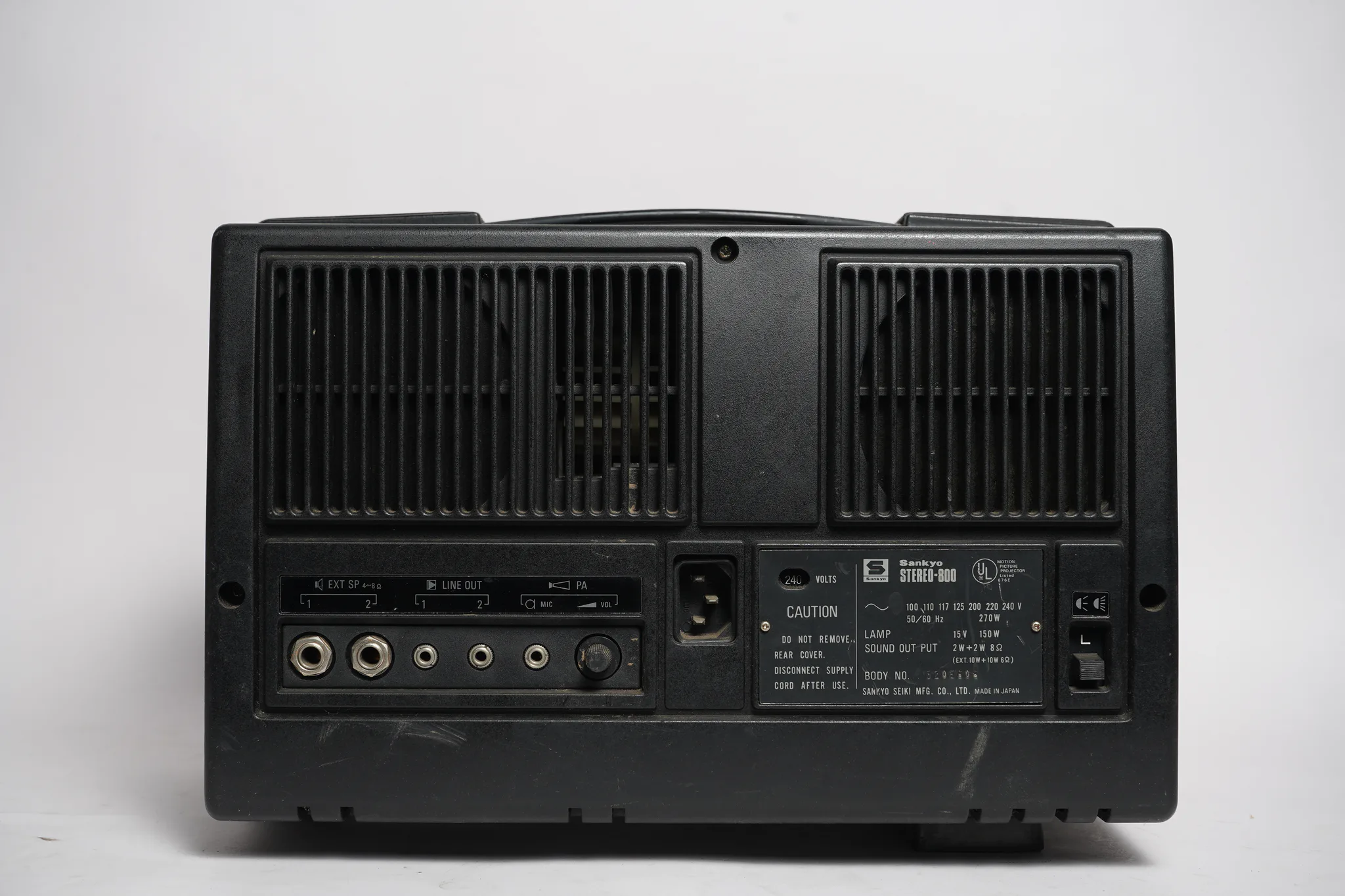Sankyo Stereo-800 Super 8 Sound Projector — photograph