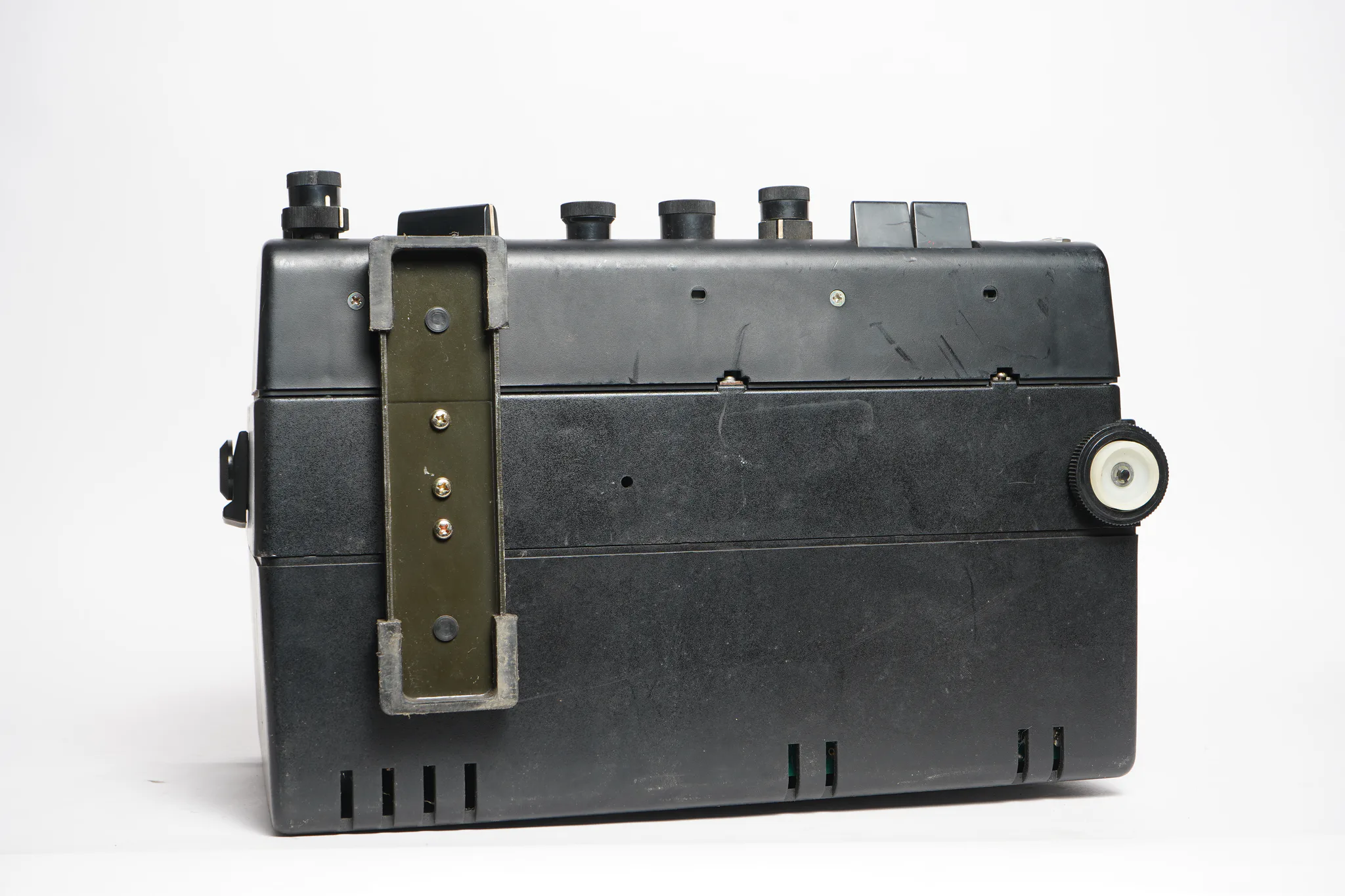 Sankyo Stereo-800 Super 8 Sound Projector — photograph