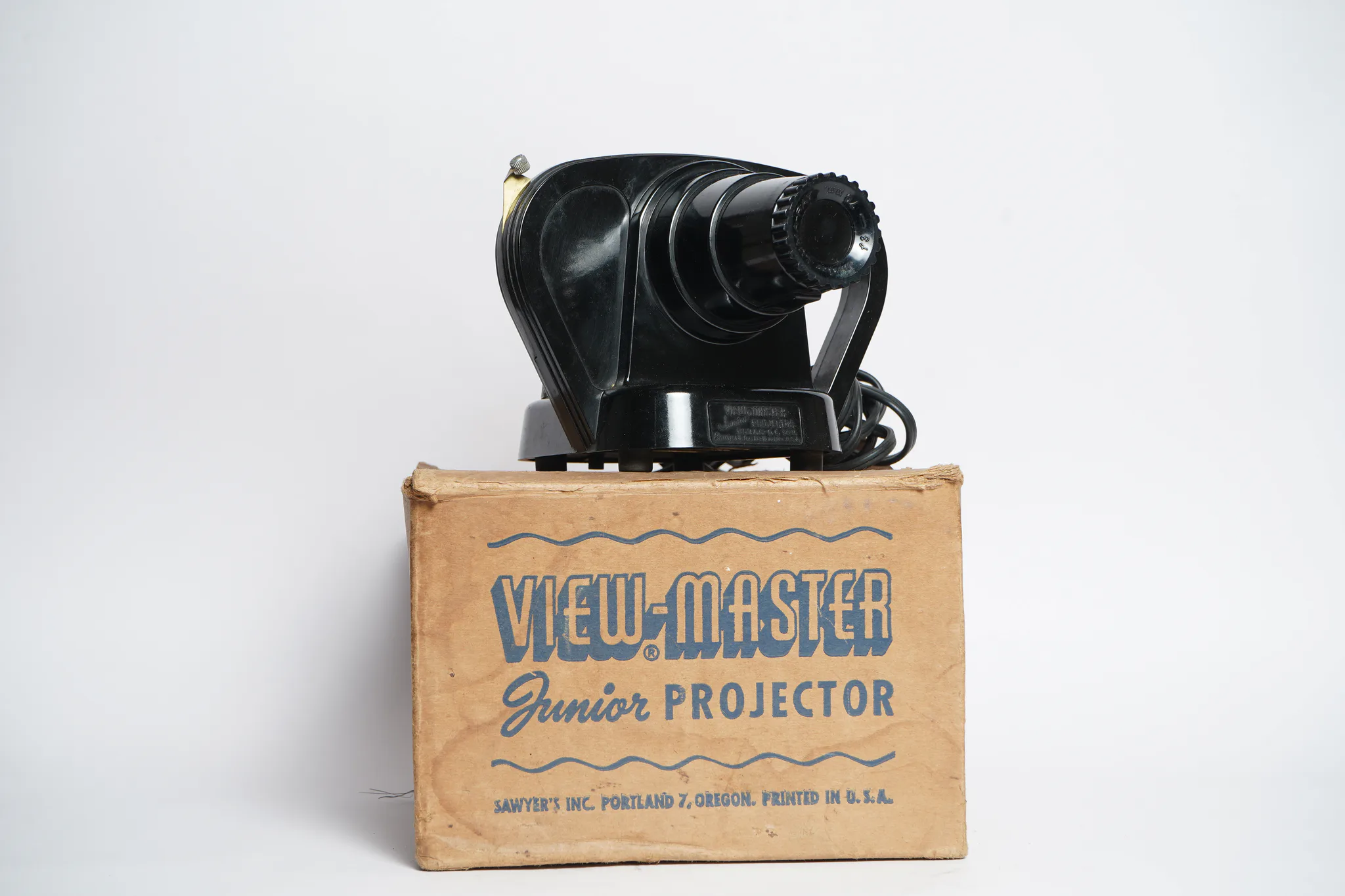 Sawyer's View-Master Junior Reel Projector — photograph
