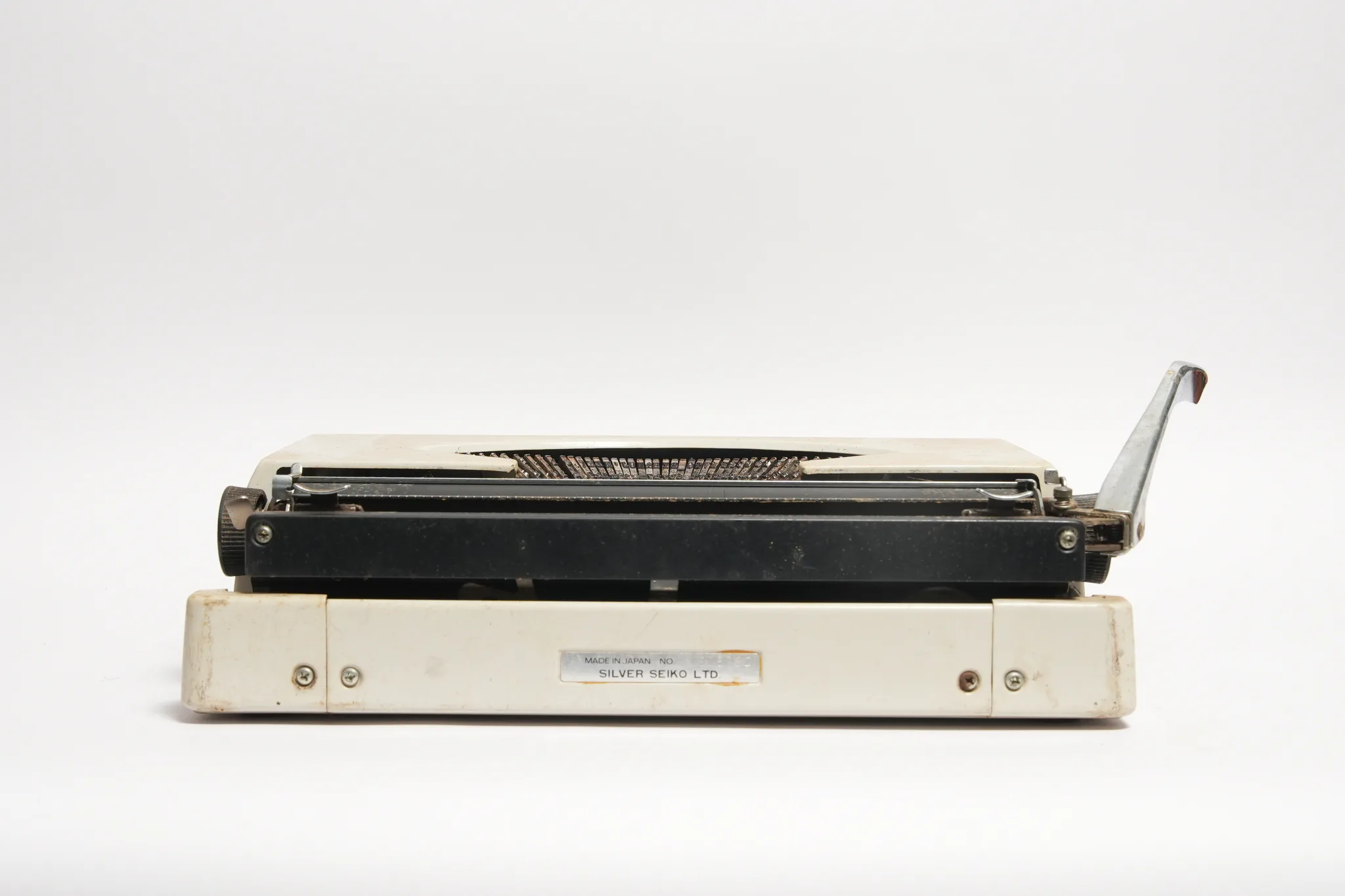 Silver-Reed Silverette II Portable Typewriter — photograph