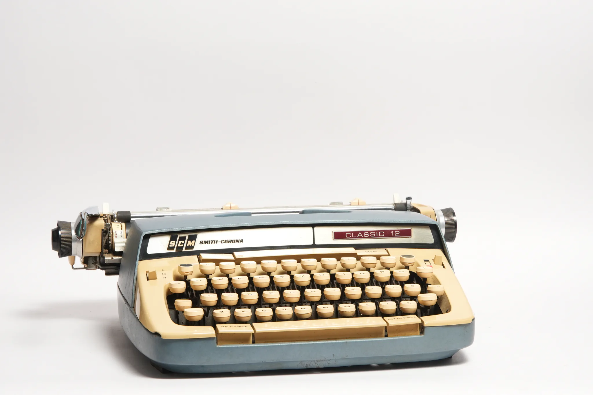 Smith-Corona Classic 12 Portable Typewriter with Case — photograph