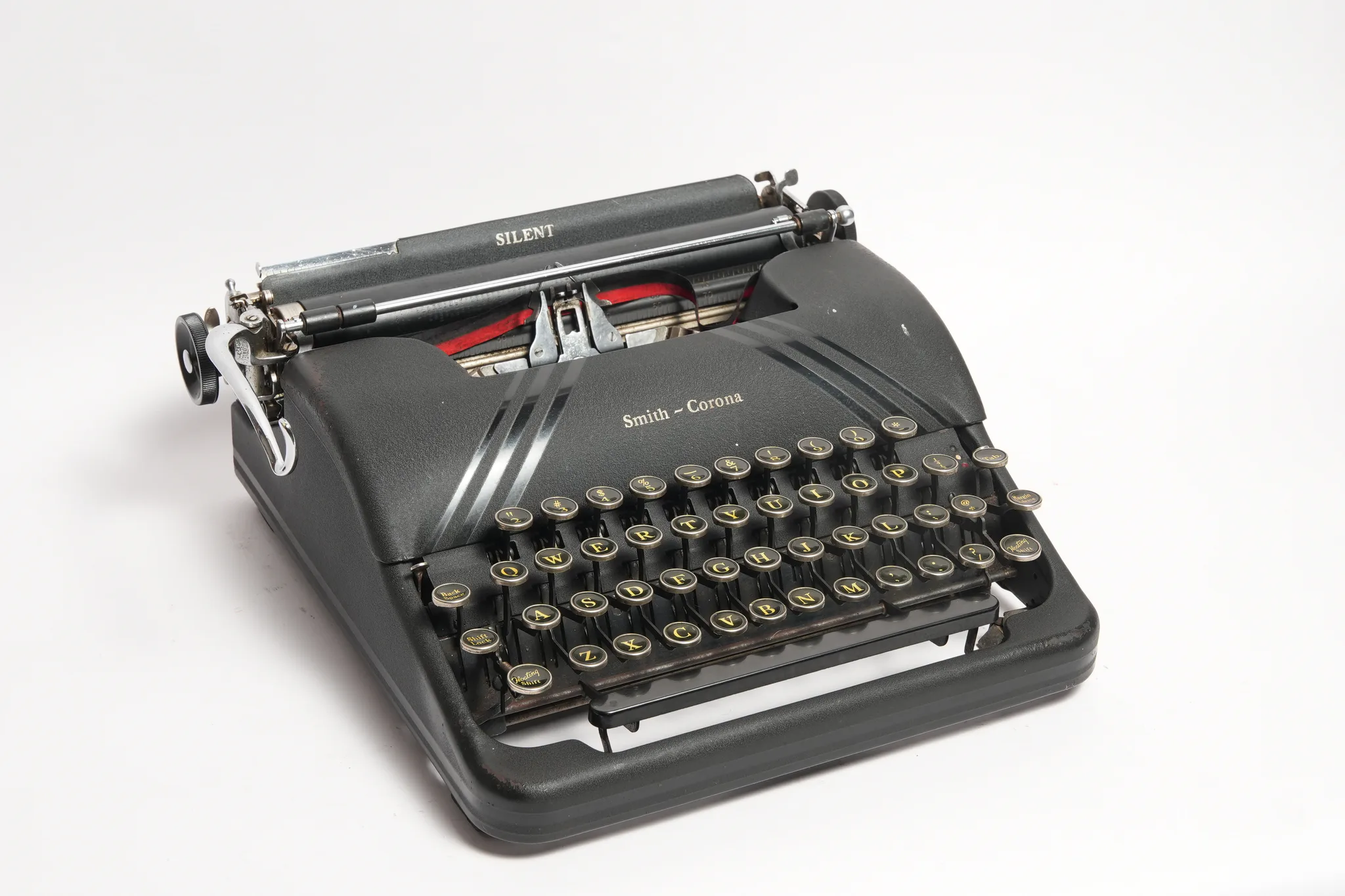 Smith-Corona Silent Portable Typewriter — photograph