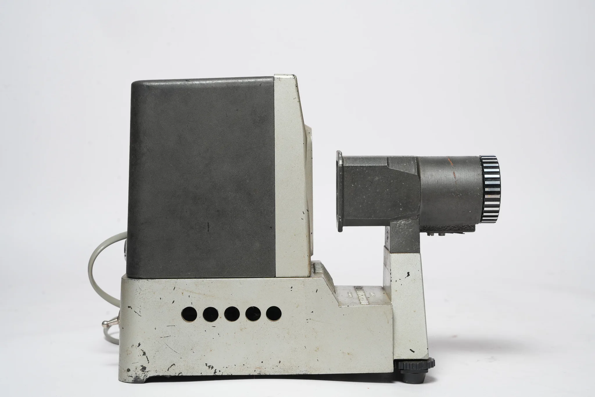 Soligor Slide Projector with 100mm f/2.8 Lens — photograph 3