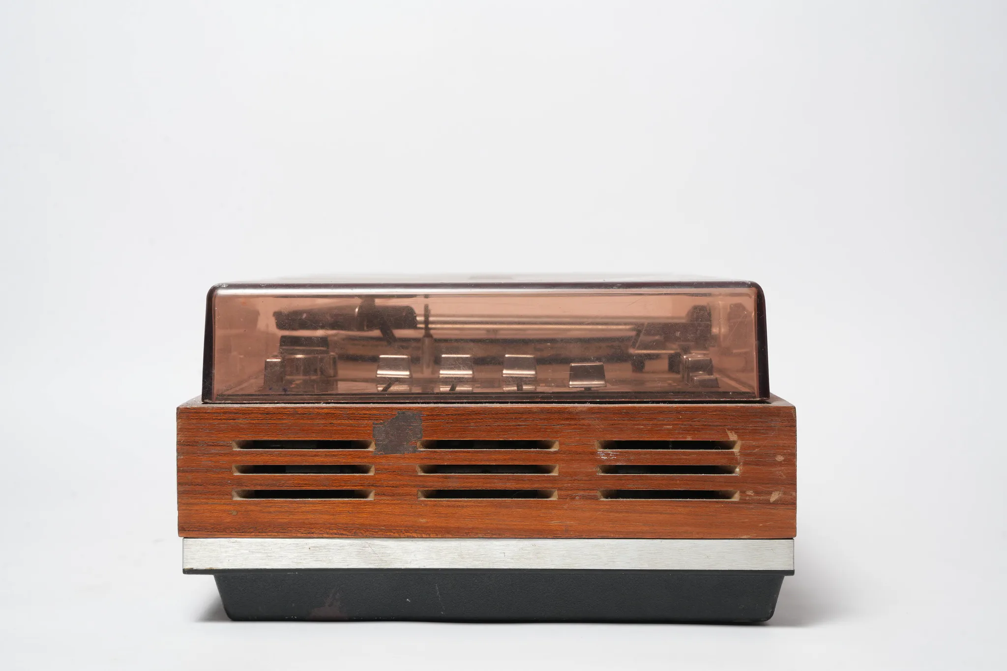 Telefunken Musikus Stereo Integrated Turntable — photograph 2