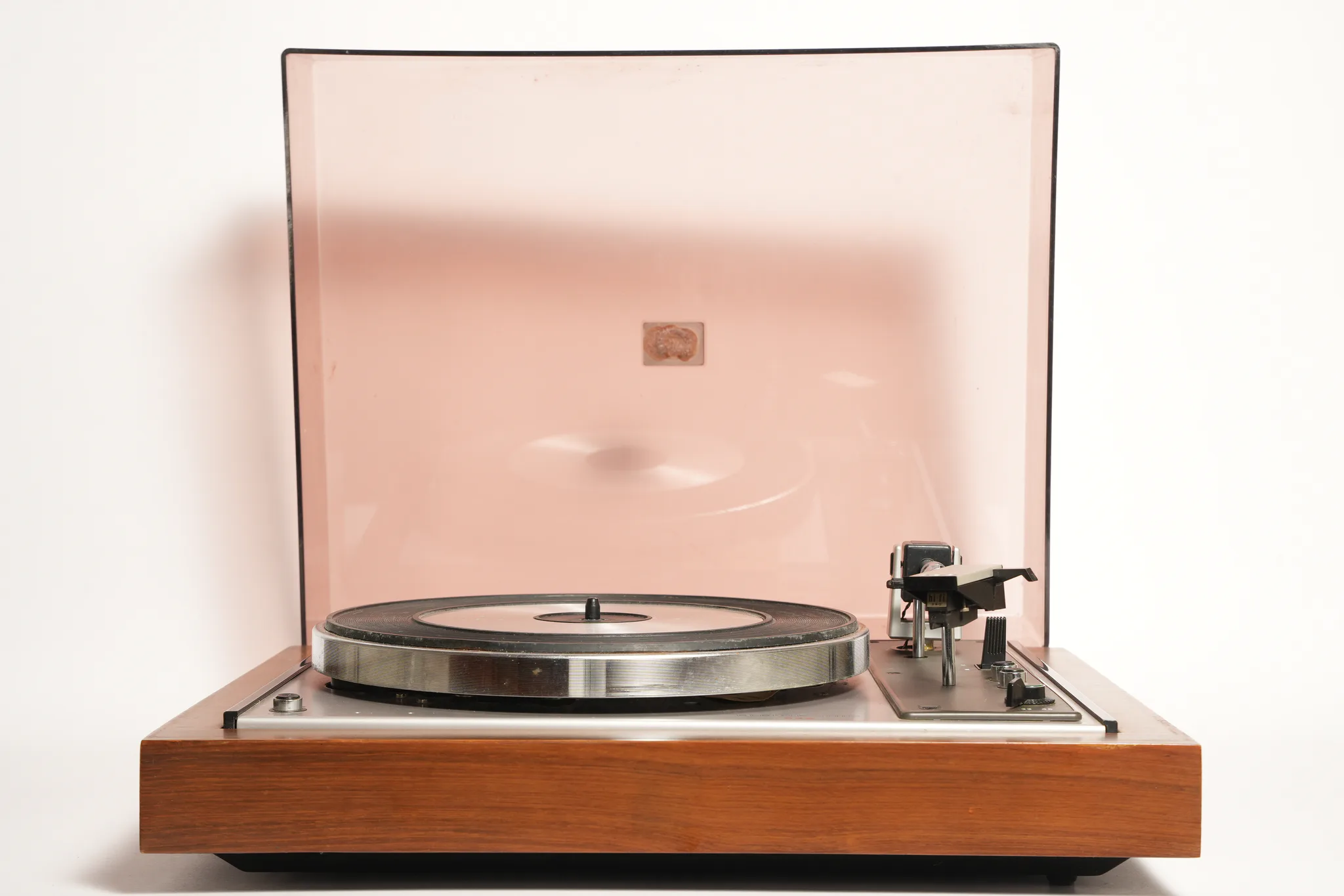 Tesla NC 430 Hi-Fi Turntable — photograph 6