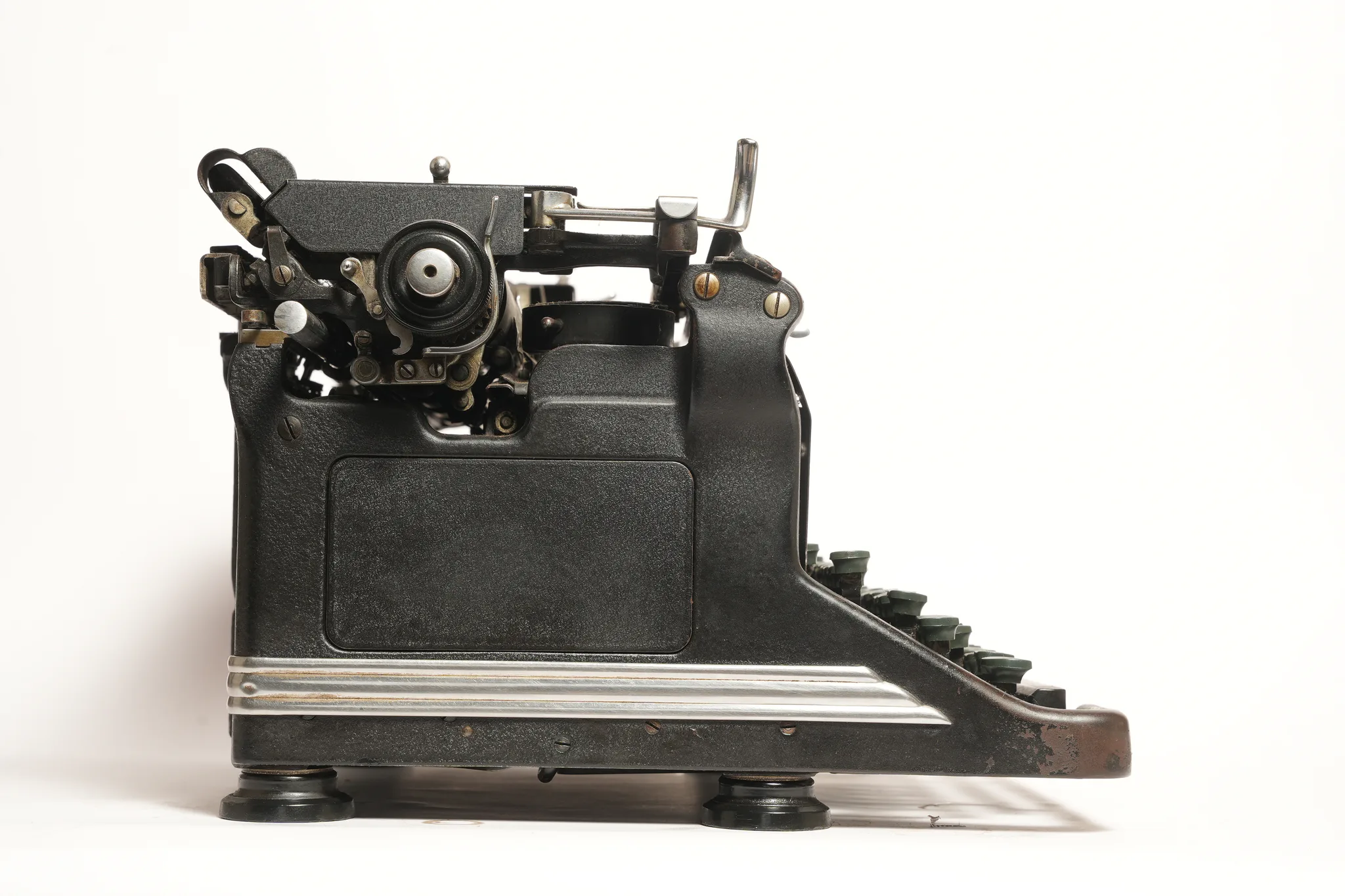 Underwood Master Standard Desktop Typewriter — photograph 2