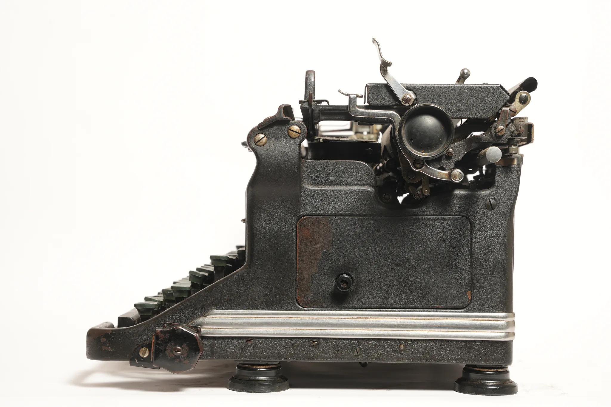 Underwood Master Standard Desktop Typewriter — Underwood Elliott Fisher Co. (Hartford, Connecticut, USA): a tangible chapter of the analog era.