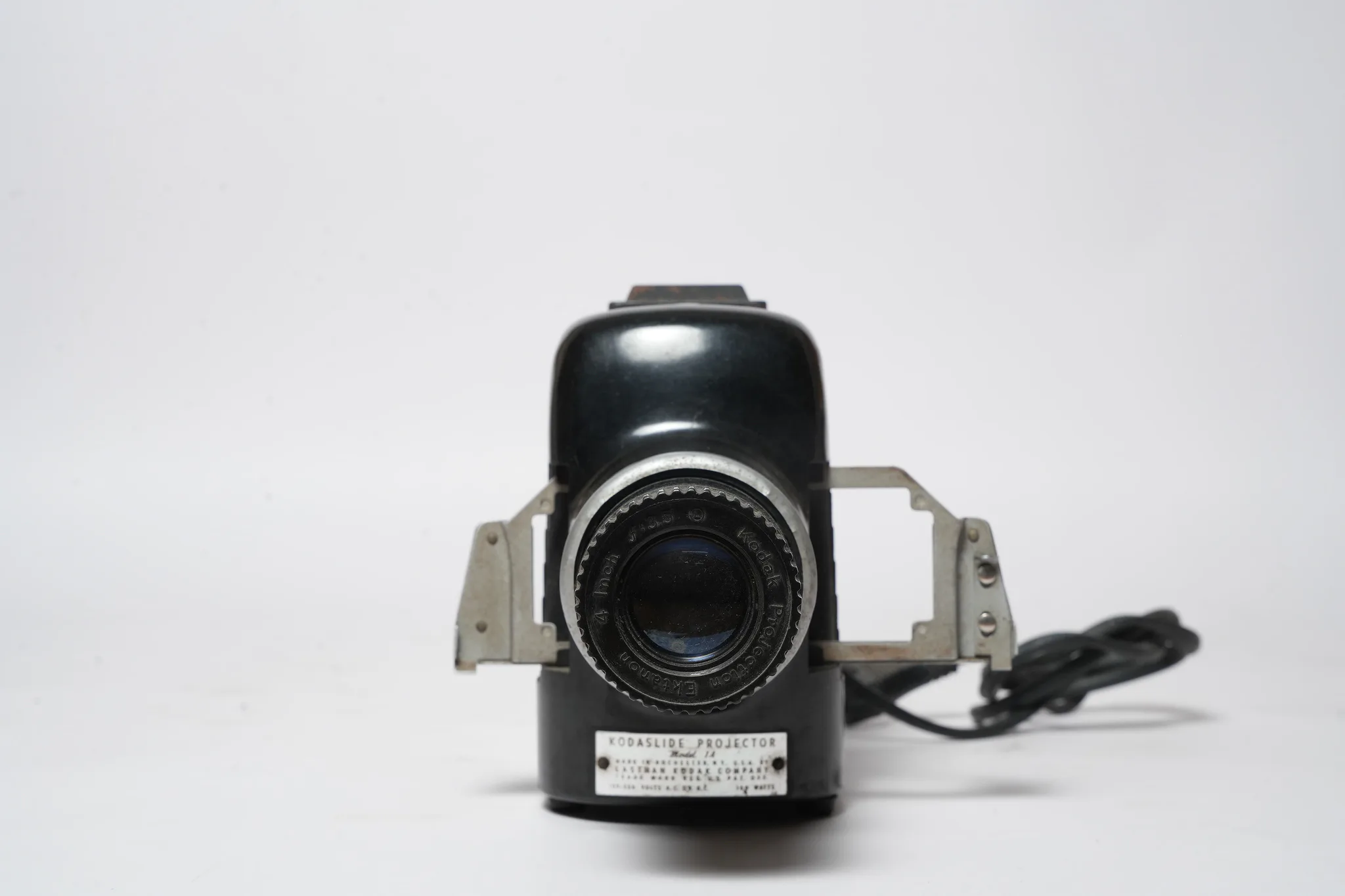 Vintage Bakelite 35mm Slide Projector — photograph 2
