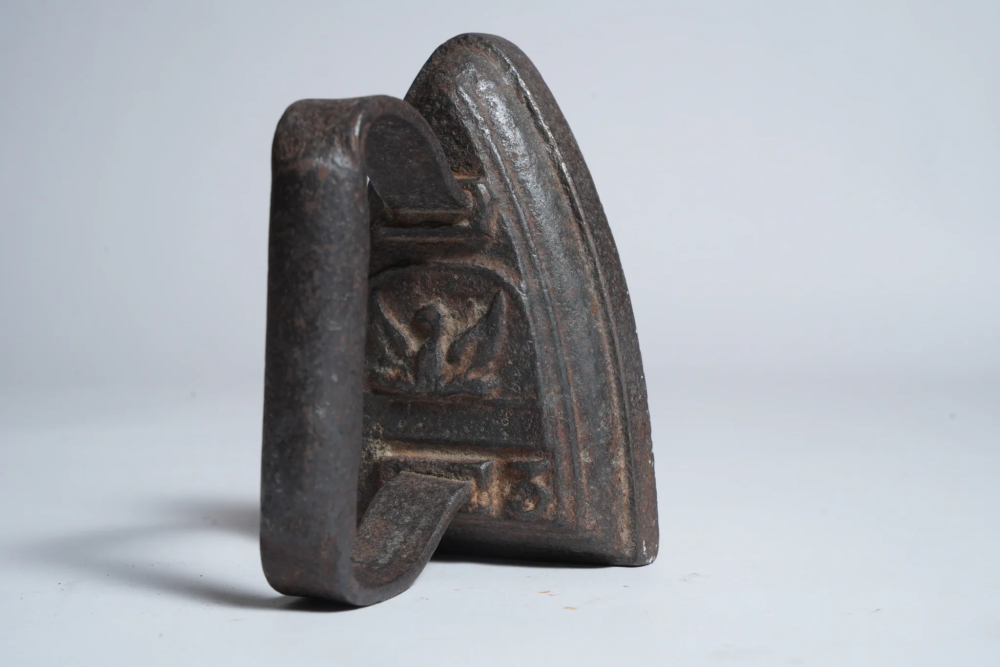 Vintage Cast Iron Sad Iron Flat Iron Clothes Press — photograph