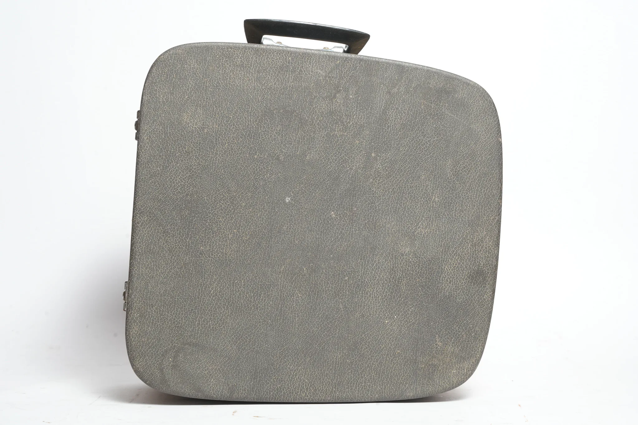 Vintage Contoured Hardshell Equipment Carrying Case — photograph 1