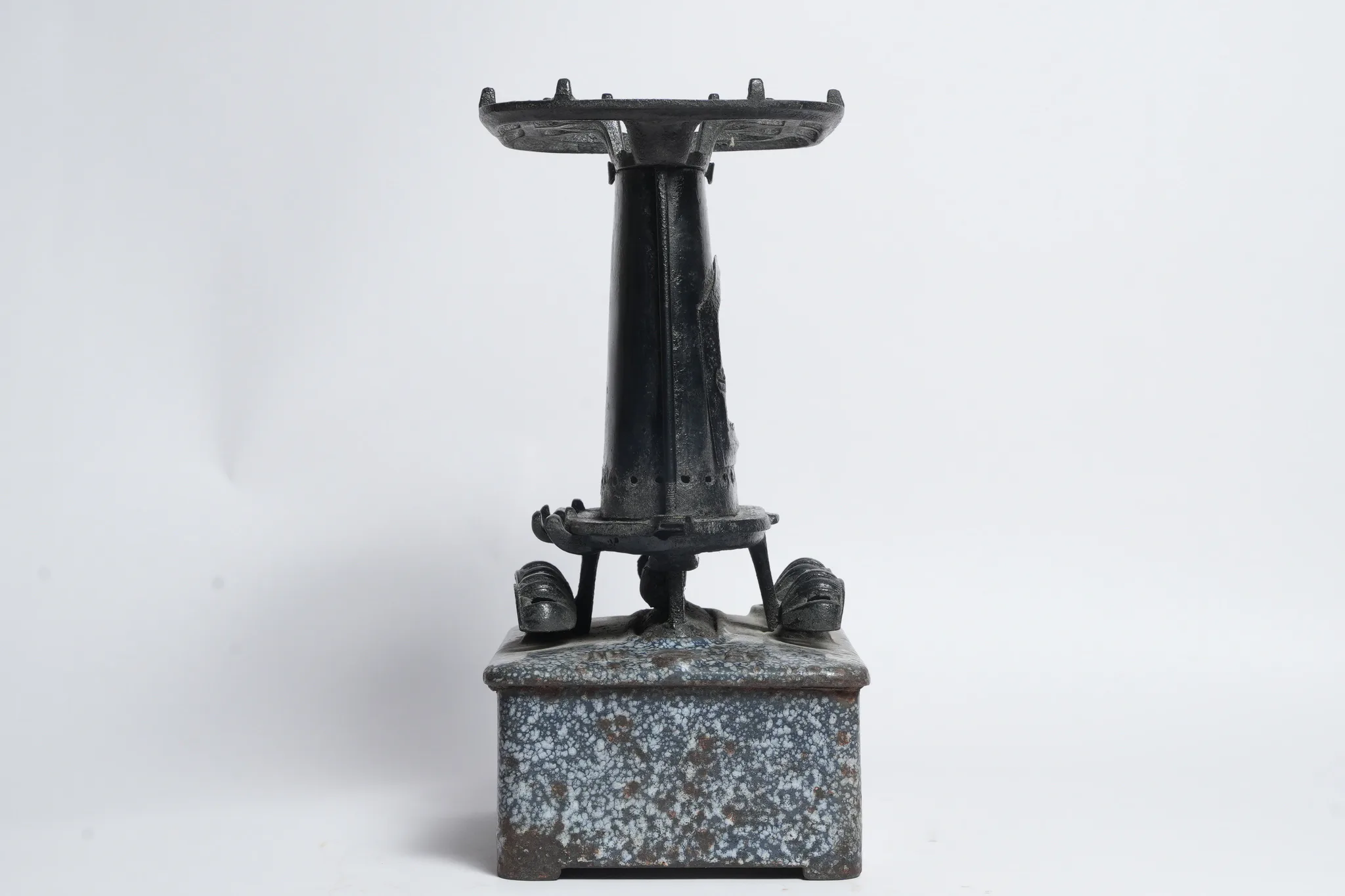 Vintage Double-Burner Cast Iron & Enamel Kerosene Stove — photograph 2