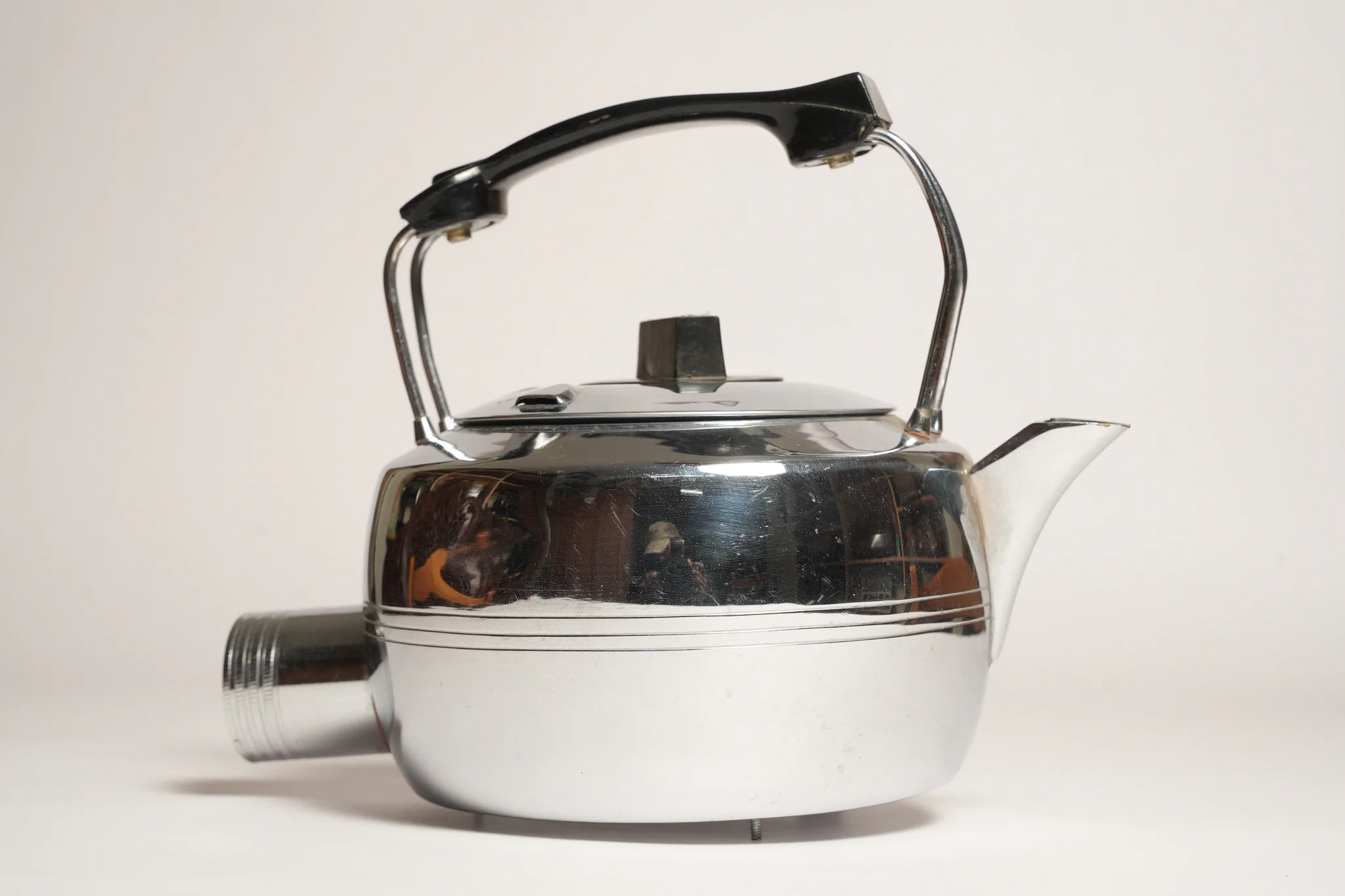 Vintage Electric Kettle Made in India — photograph