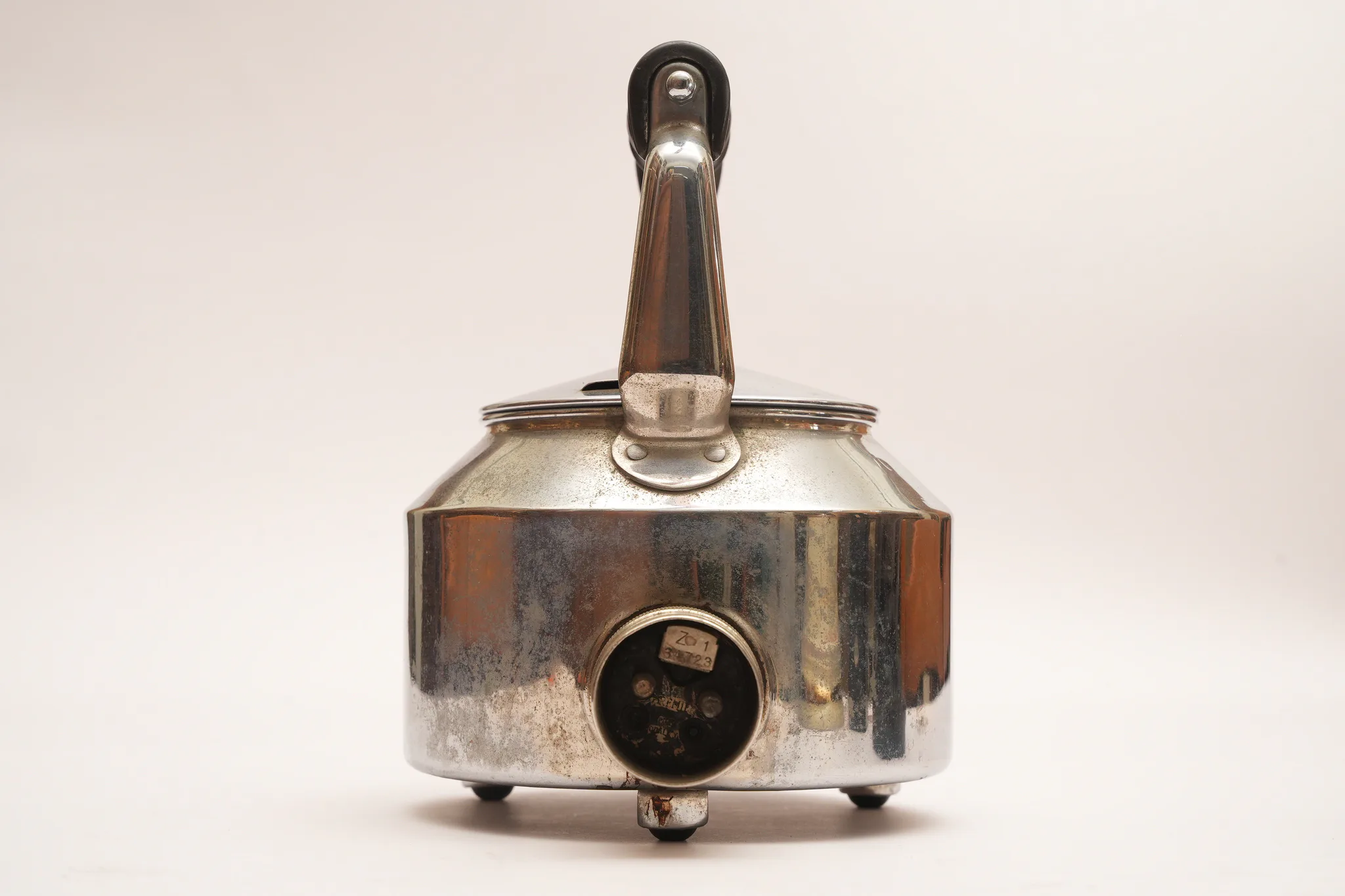 Vintage Electric Kettle with Side Power Inlet (1950s) — photograph