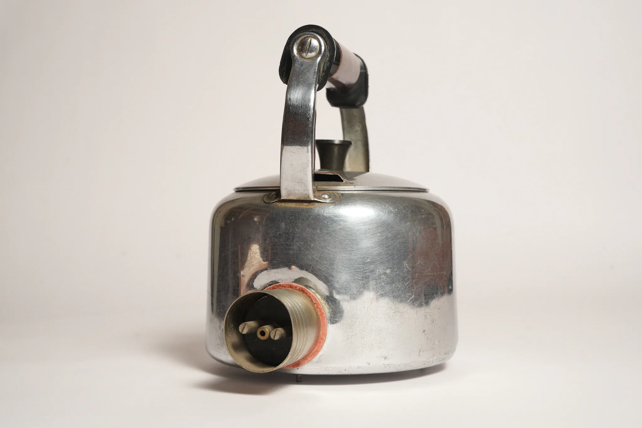 Vintage Electric Tea Kettle with Bakelite Handle — photograph