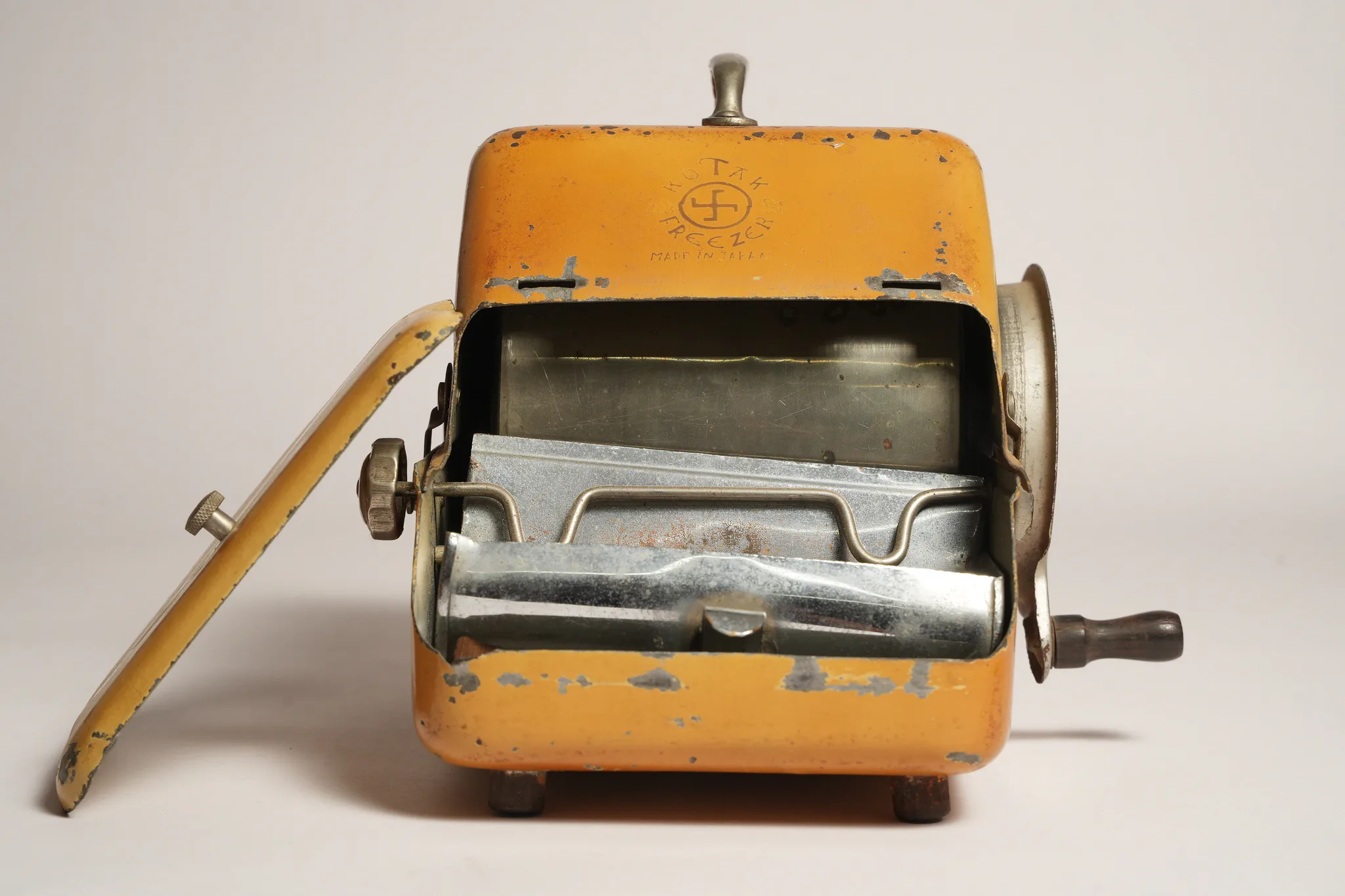 Vintage Mechanical Pigeon Racing Clock (Constatateur) — photograph 5