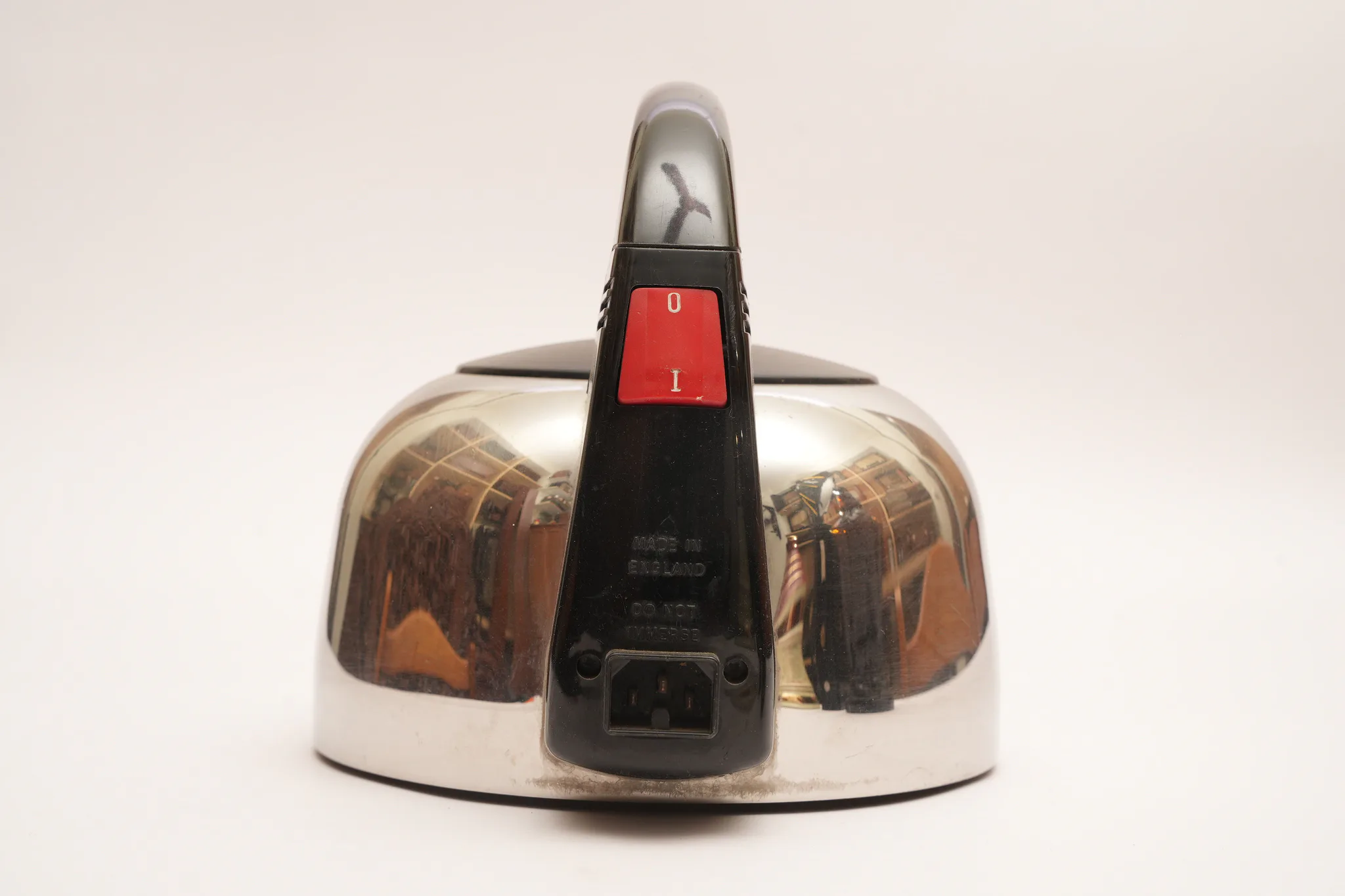 Vintage Mellerware Stainless Steel Electric Kettle — photograph