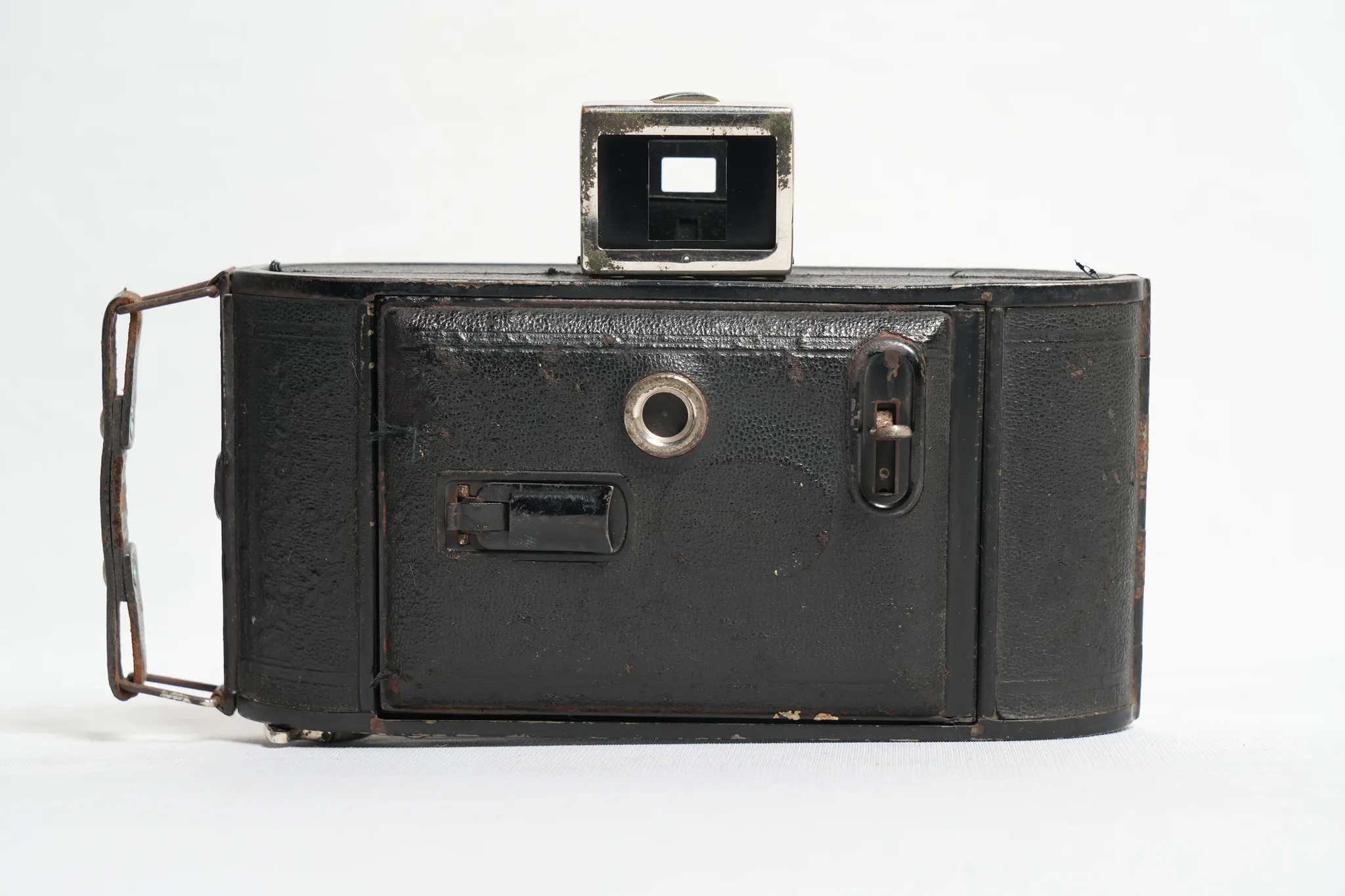 Voigtländer Bessa 6×9 Rollfilm Folding Camera — photograph 1