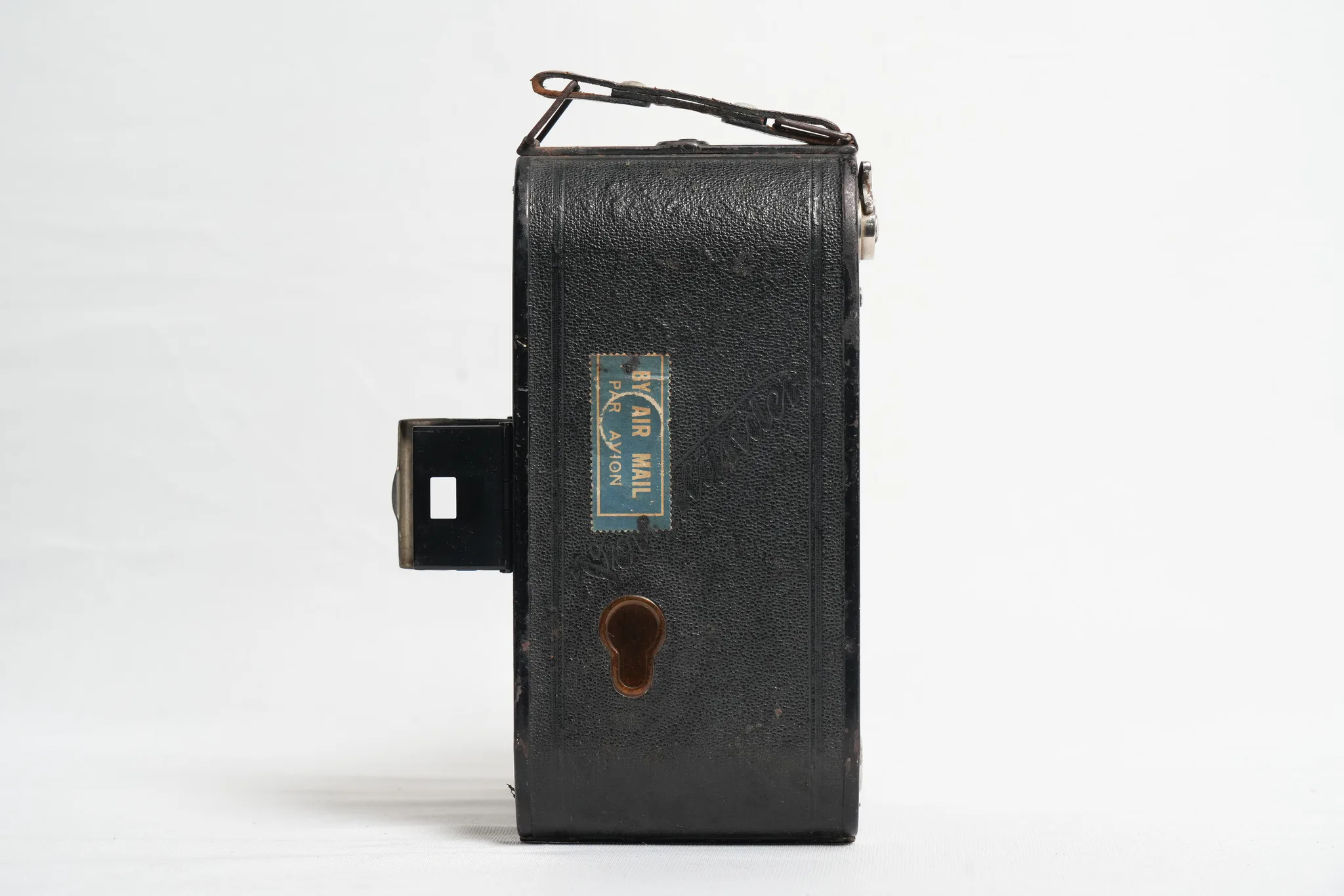 Voigtländer Bessa 6×9 Rollfilm Folding Camera — photograph 3