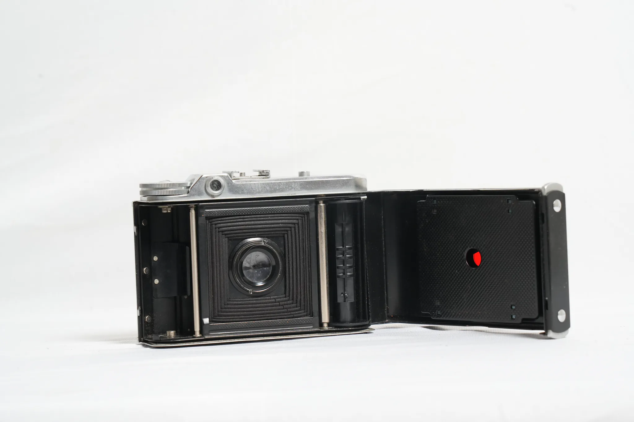 Voigtländer Perkeo I Medium Format Folding Camera — photograph 5