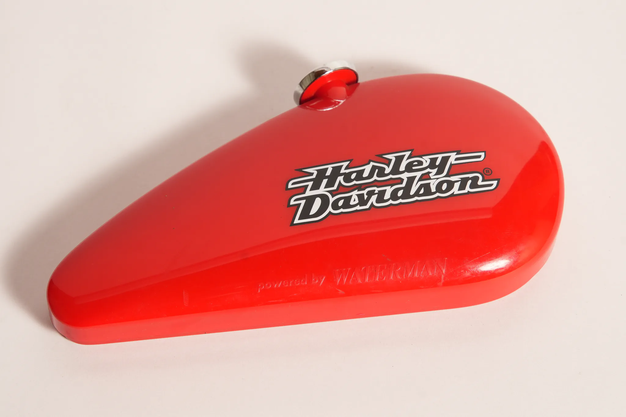 Waterman Harley-Davidson Fuel Tank Desk Pen Case — photograph