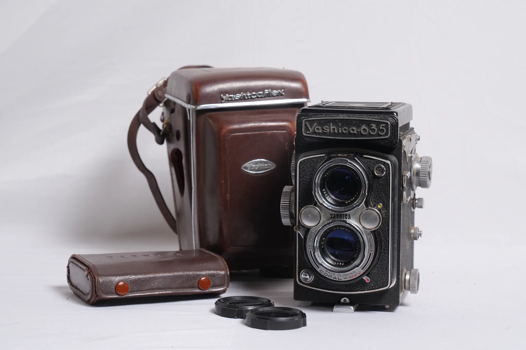 Yashica-635 TLR Film Camera with Leather Case — photograph