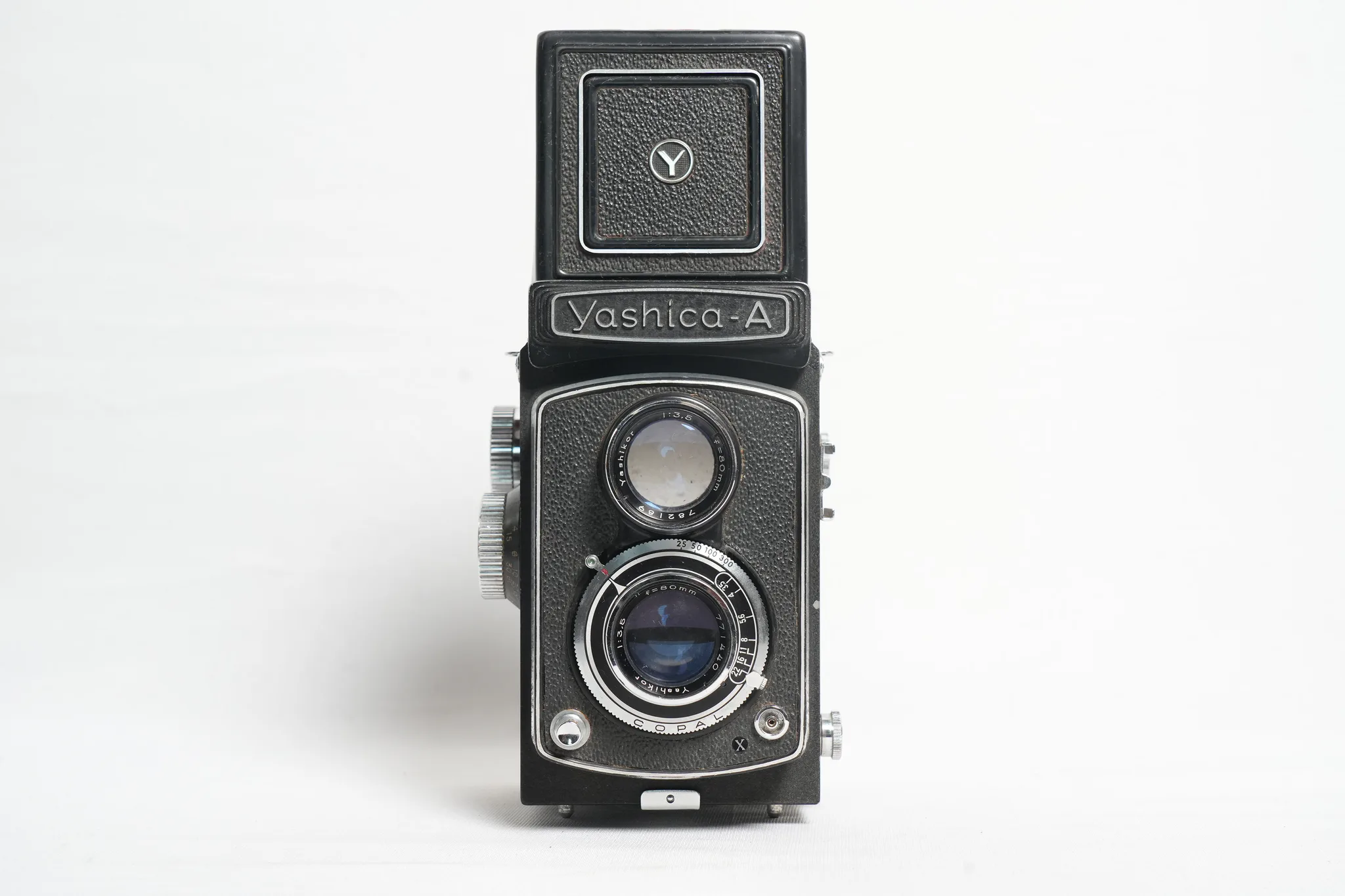 Yashica-A Twin-Lens Reflex 120 Film Camera — photograph 1
