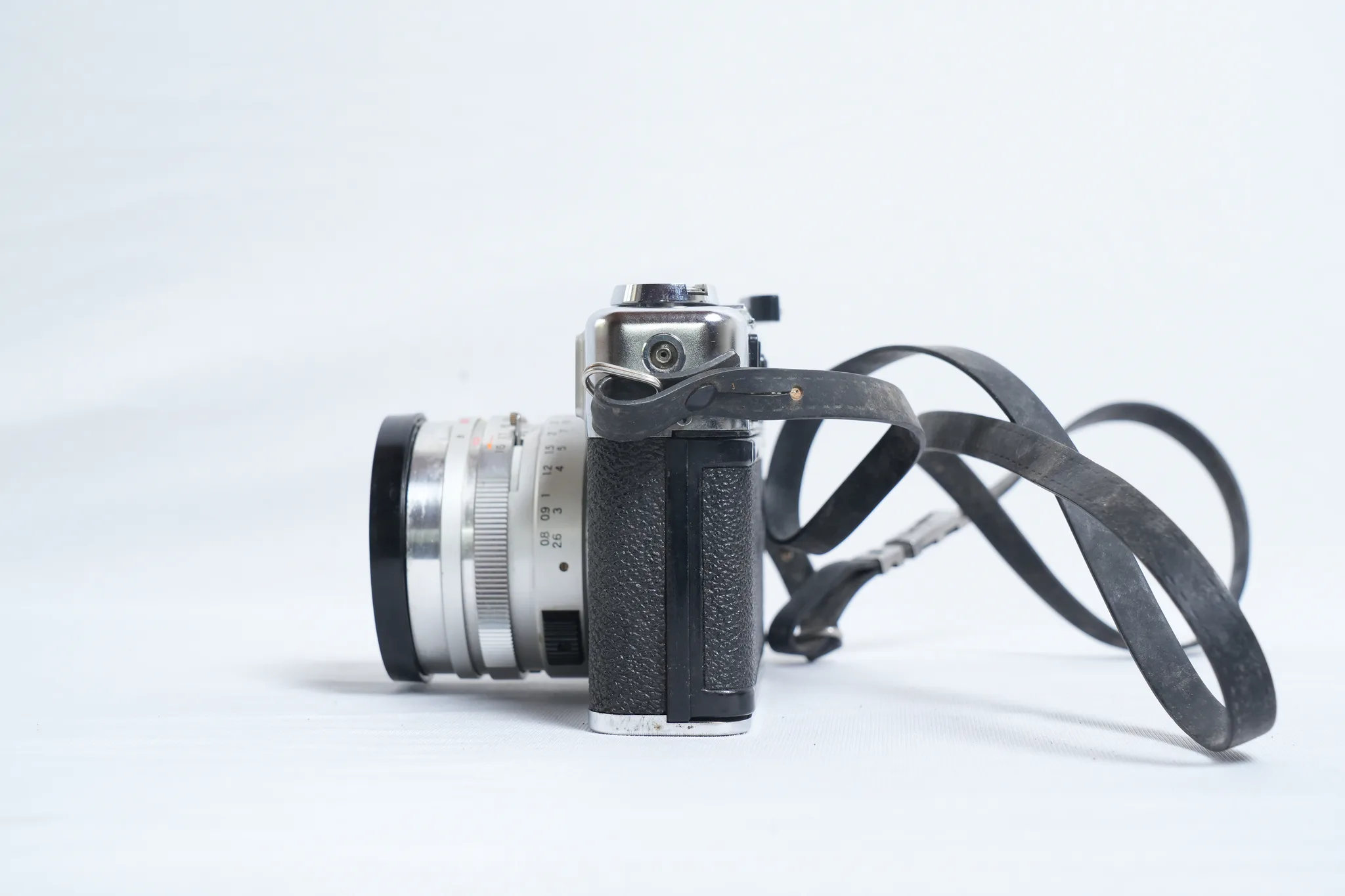 Yashica Electro 35 GSN 35mm Rangefinder Camera — photograph 9
