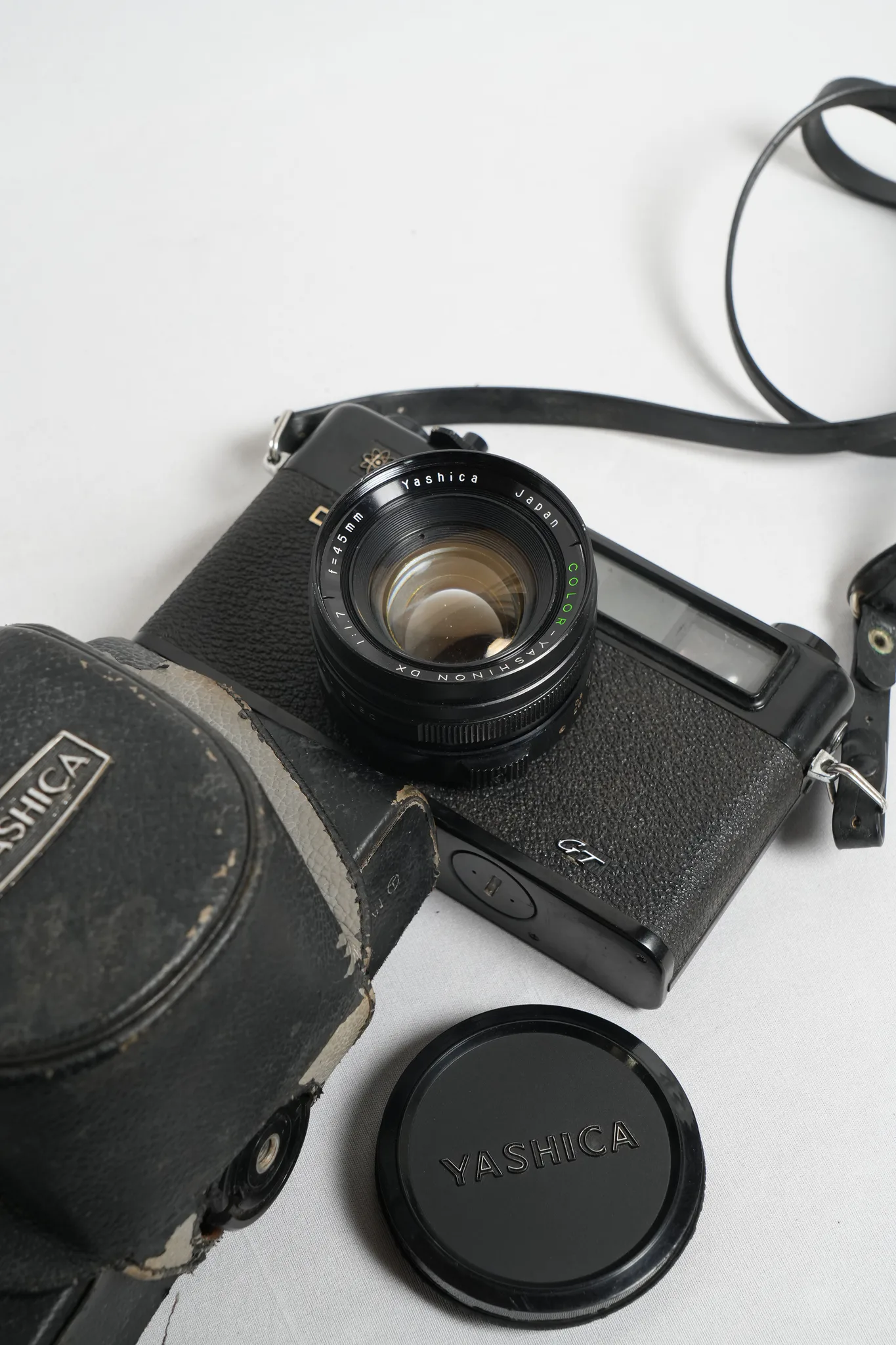 Yashica Electro 35 GT Rangefinder Camera — photograph 7