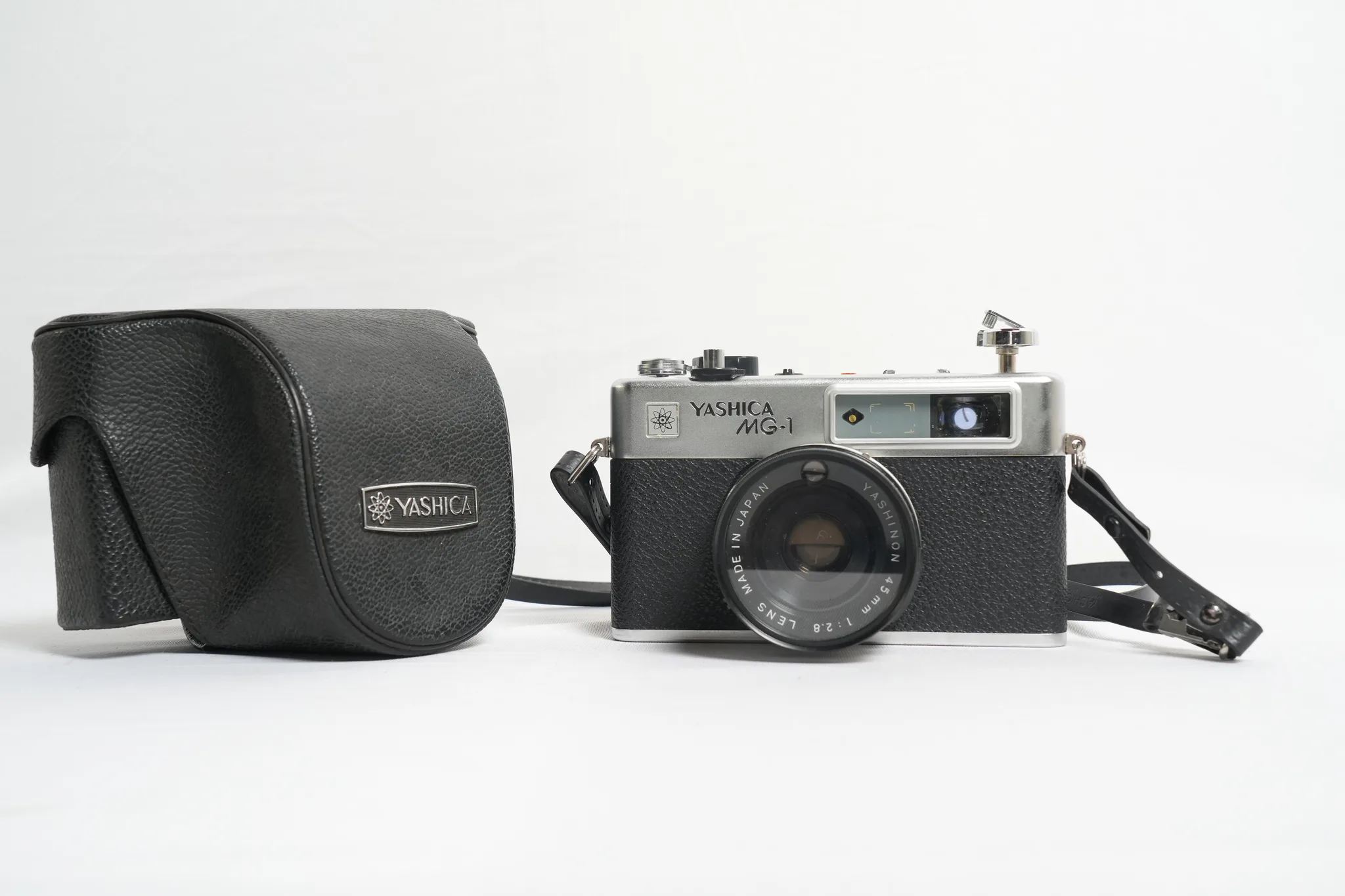 Yashica MG-1 35mm Rangefinder Camera with Fitted Case — photograph 2