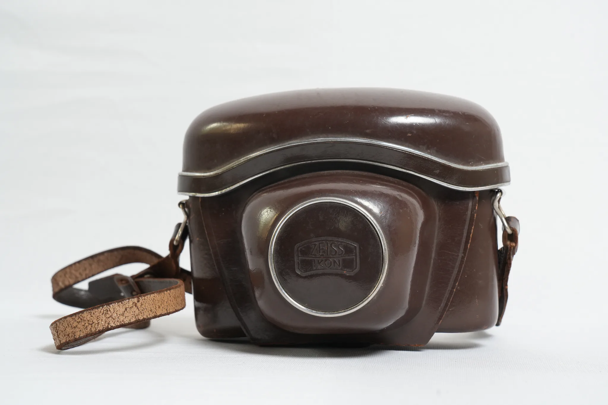 Zeiss Ikon Contaflex Prima 35mm SLR Camera — photograph 1