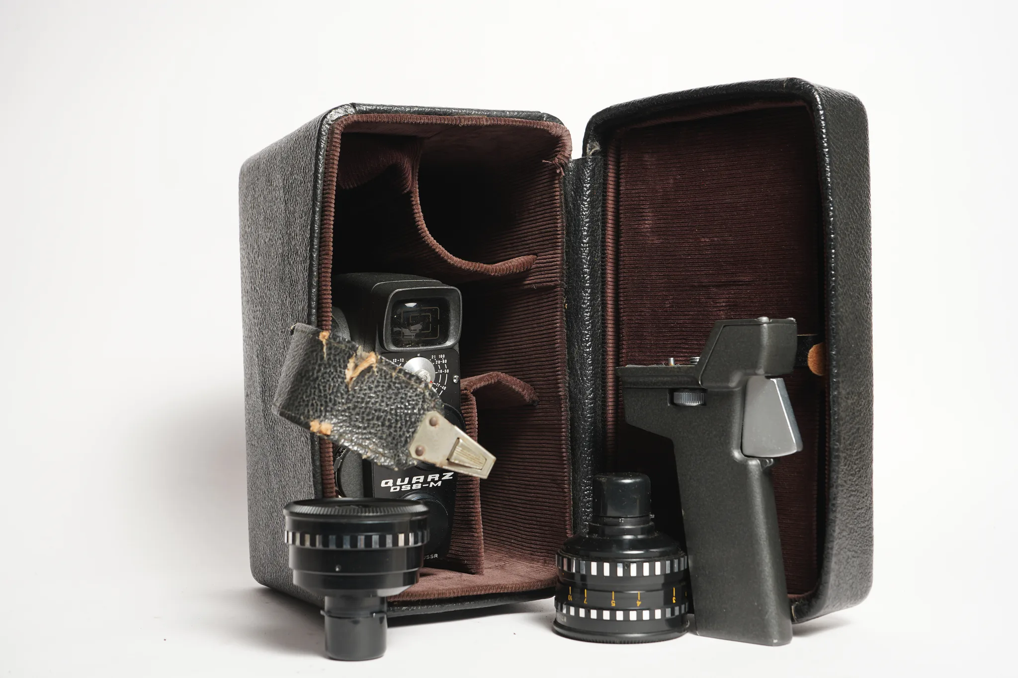 Zenit Quarz DS8-M Double Super 8 Camera — photograph