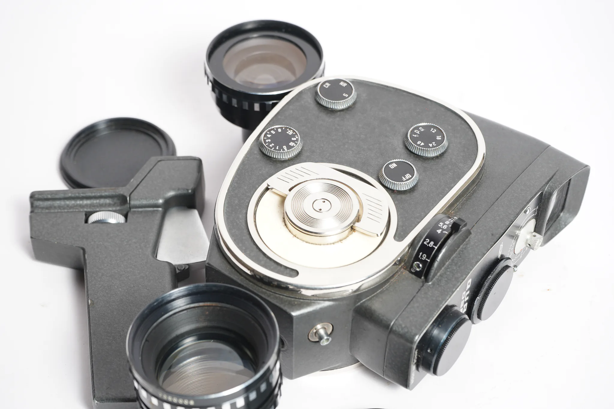 Zenit Quarz DS8-M Double Super 8 Camera — photograph