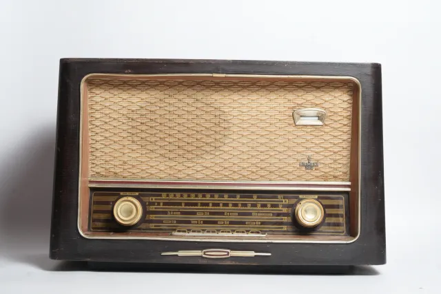 Siemens Standard Super Type 691 WO Tube Radio