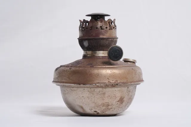 Vintage Metal Kerosene Oil Lamp with Burner