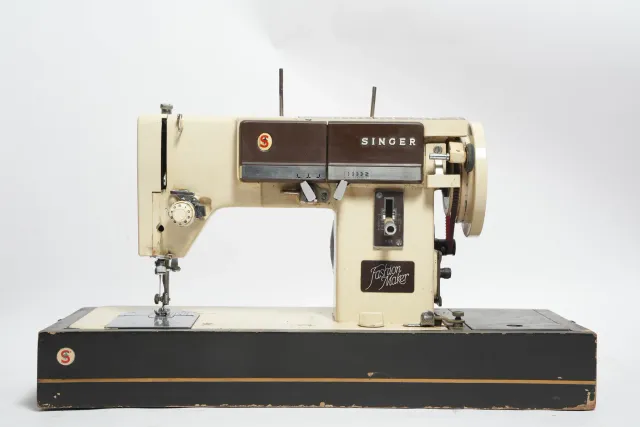 Singer Fashion Maker 298 Sewing Machine