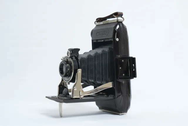 Zeiss Ikon Simplex 6x9 Bakelite Folding Camera
