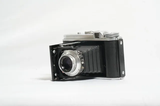 Voigtländer Perkeo I 6x6 Folding Camera
