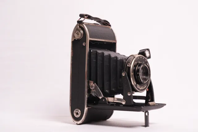 Voigtländer Bessa 6×9 Rollfilm Folding Camera