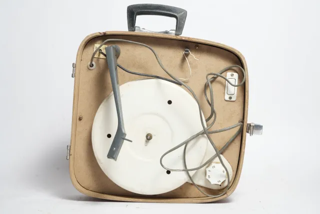 Vintage Contoured Hardshell Equipment Carrying Case