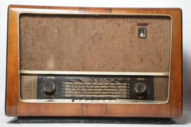 Murphy 5-Band Tabletop Valve Radio Receiver