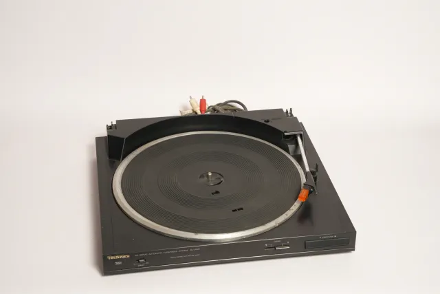 Technics SL-J110R Automatic Turntable