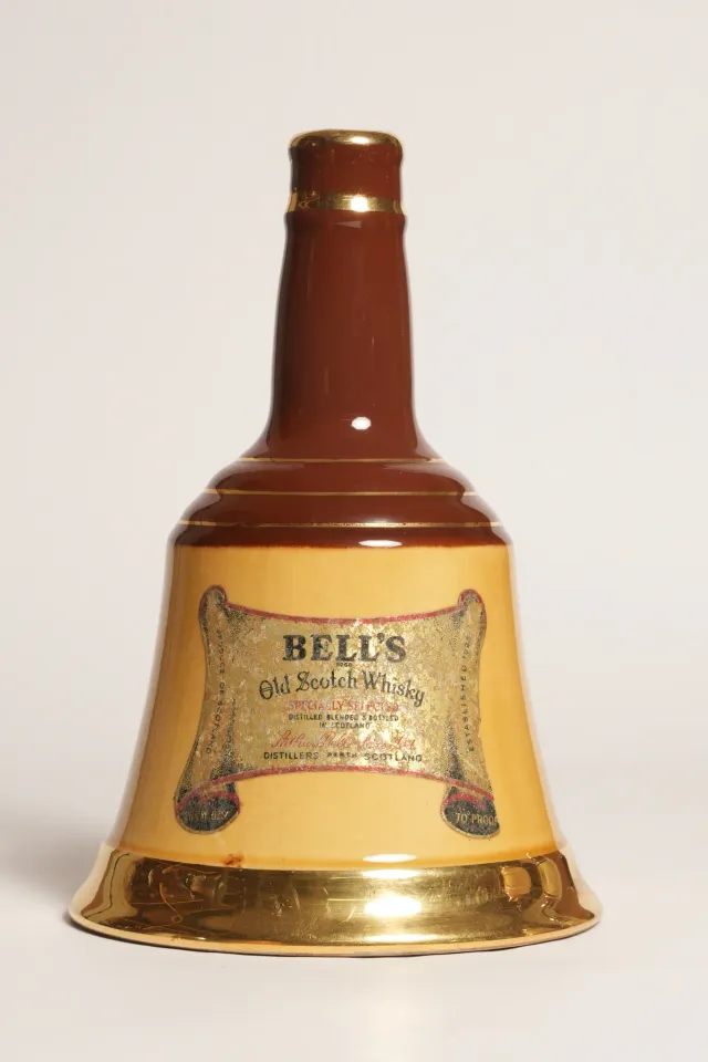 Bell's Wade Ceramic Bell Scotch Whisky Decanter